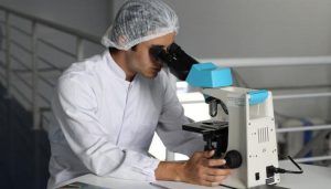خاص لـ "الجوهرة "هل تغير لقاحات mRNA مسار علاج السرطان ..تقنية يشرحها الدكتور إسلام عنان