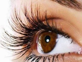 الرموش الطويلة الكثيفة سر الجمال.. 5 نصائح