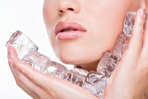 الثلج على البشرة