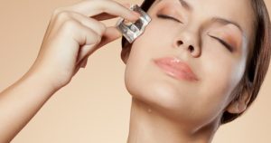 الثلج على البشرة