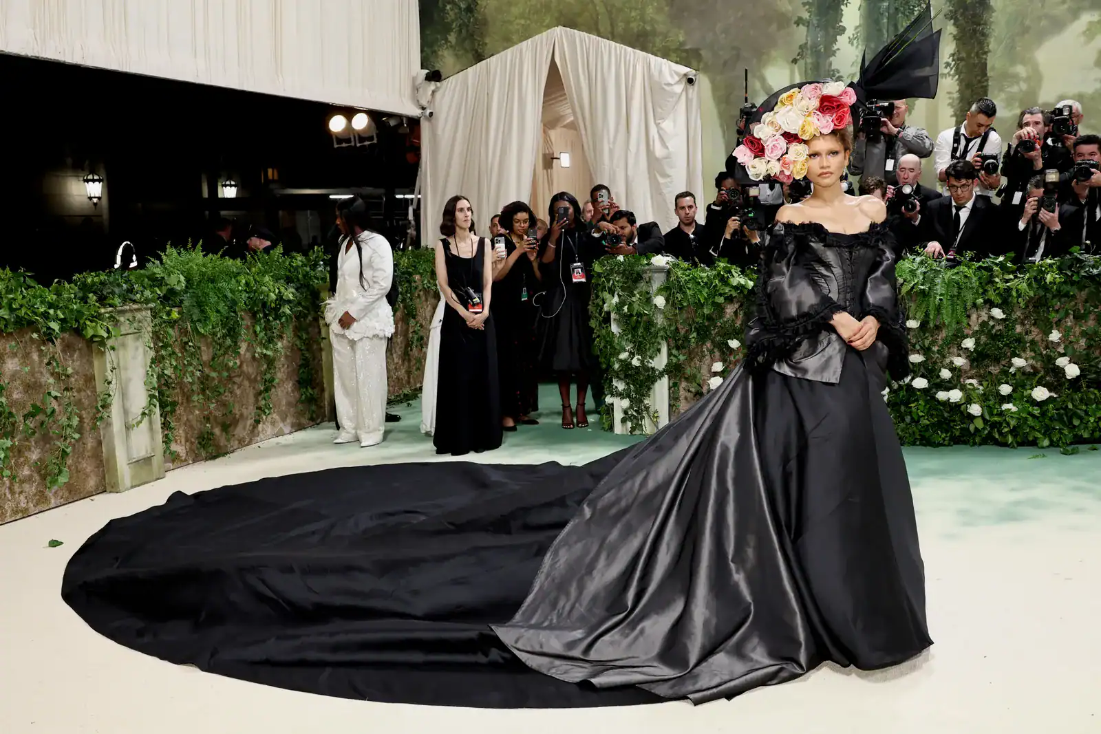 حفل Met Gala 2025.. أبرز الحاضرون وكافة التفاصيل
