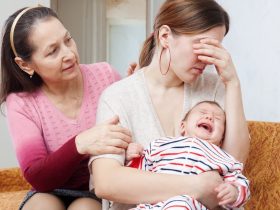 رحلة الأمومة ومواجهة القلق بعد الولادة..كوني مستعدة