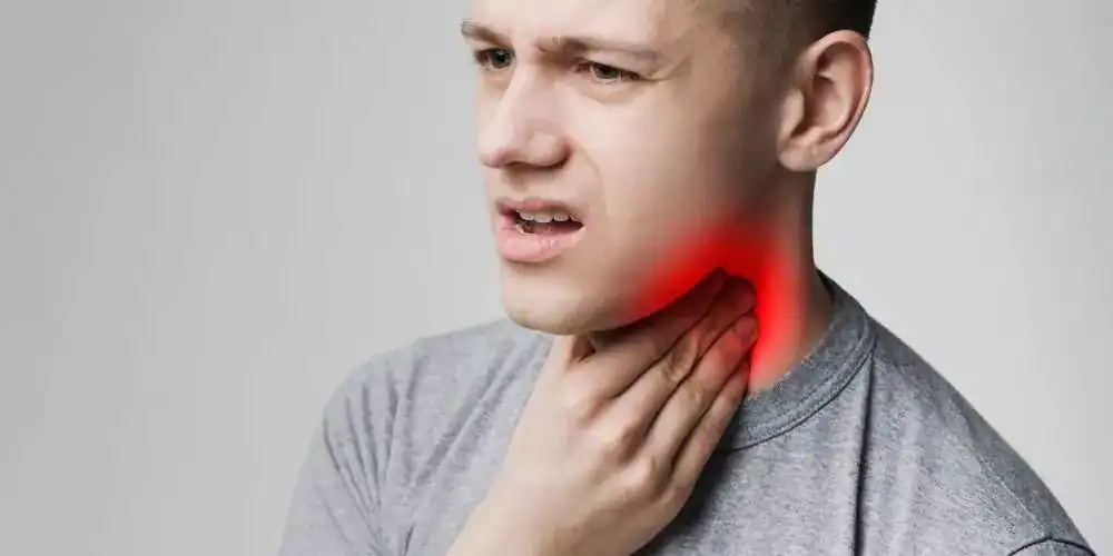 7 زيوت عطرية لعلاج التهاب الحلق