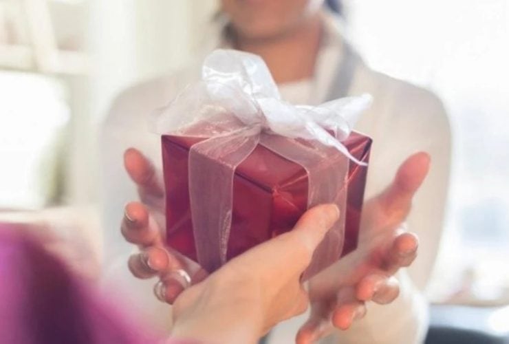 مع قدوم مواسم الاعياد ..كيف تختارين هدية صحية ..دليل شامل