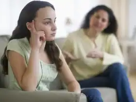 بناء علاقة صداقة مع الابنة المراهقة