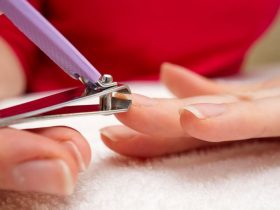 كيفية قص وتقليم الأظافر بطريقة صحية ..خطوات اتبعيها