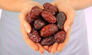 فريق بحثي بالمملكة يبتكر مادة مرجعية قياسية لفاكهة التمر