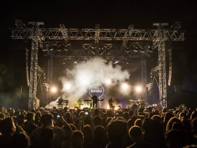 الرياض على موعد مع مهرجان جروف أون ذا جراس الشهير يناير المقبل