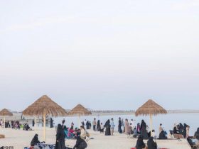 الشاطئ الرملي بمحافظة الخبر.. تحفة معمارية تعزز مكانة المنطقة الشرقية سياحياً