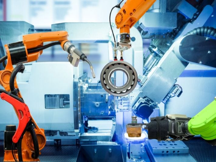 السعودية الأولى خليجيًّا في استخدام الروبوتات الصناعية.. نمو مستدام يدعم رؤية 2030