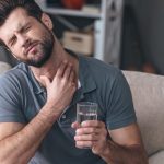 هل التلوث يسبب لك التهاب الحلق والسعال؟ 5 نصائح للتعامل مع الأمر