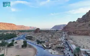 العُلا تستقطب السياح من الداخل والخارج خلال إجازة منتصف العام الدراسي