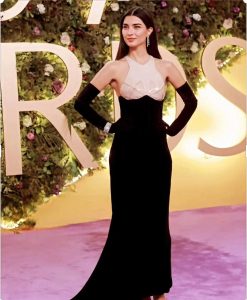 تألق النجمات التركيات بإطلالات عالمية في حفل Joy Awards 2025 بالمملكة