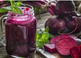 ماذا يحدث لجسمك عندما تشرب عصير البنجر يوميًا؟