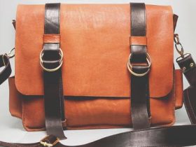 الطريقة الصحيحة لغسيل حقائب الجلد الطبيعية.. اتبعي هذه النصائح لحمايتها من التلف