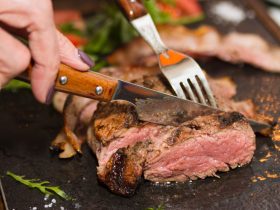 ما هي أضرار اللحوم الحمراء عند تناولها يوميًا؟