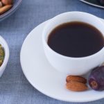 قهوة نواة التمر.. كنز صحي من بقايا النخيل