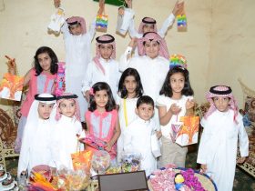العيد في السعودية.. هل سرقت السوشيال ميديا بهجة اللقاءات أم أضافت بُعدا جديدا؟
