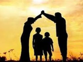 تنشئة الوالدين: شعار اليوم العالمي للوالدين 2025