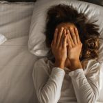 خبراء الصحة: أوضاع نومك قد تكشف عن توتر خفي دون أن تشعر