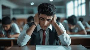 "قلق الامتحانات: فهم الأسباب وخطوات عملية لتجاوزه نحو النجاح"