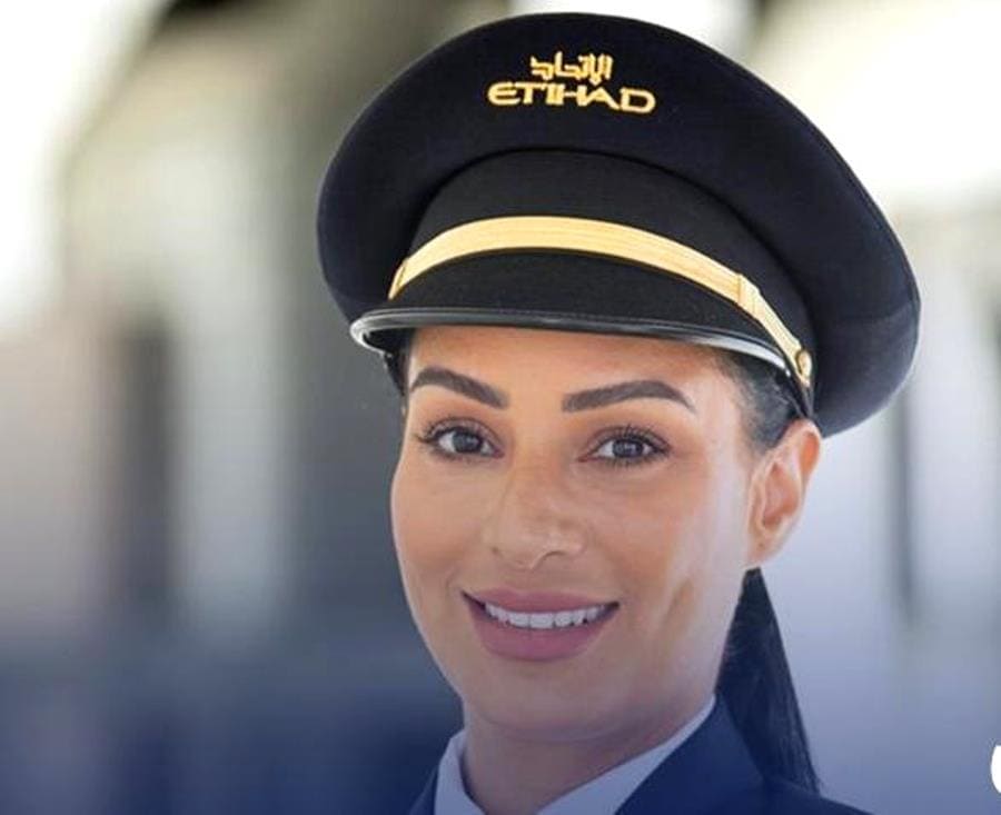 المرأة السعودية تحلق عالياً.. رائدات يمهدن الطريق في سماء الطيران المدني