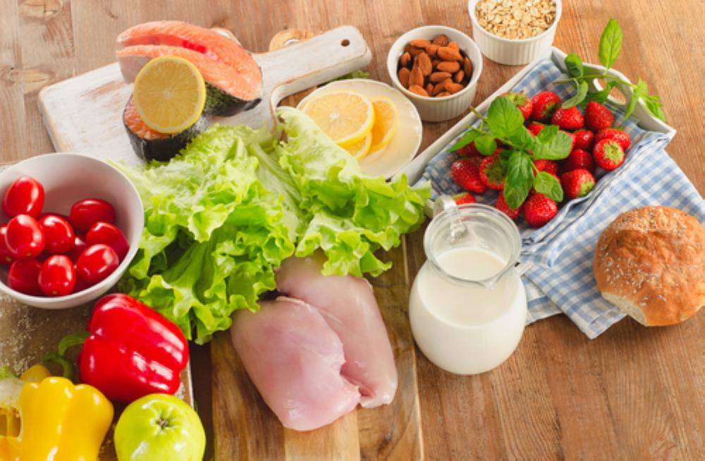 كيفية الموازنة بين العناصر الغذائية الكاملة في الطعام.. دليلكِ لصحة أفضل