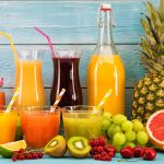 وفقا لجامعة هارفارد: أفضل 10 مشروبات مفيدة للأمعاء للنساء،