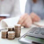 كيفية وضع ميزانية شهرية للأسرة.. اتبعي هذه النصائح للادخار
