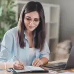 كيف تواظبين على تحقيق أهدافك وسط انشغالاتك المهنية والأسرية؟.. السر في ترتيب الوقت