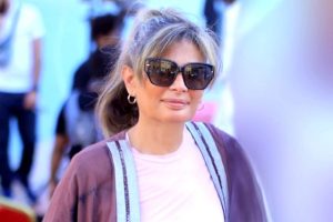 فايزة أمبا.. من الصحافة إلى السينما العالمية: و الحكايات من قلب الحارة إلى مهرجانات العالم