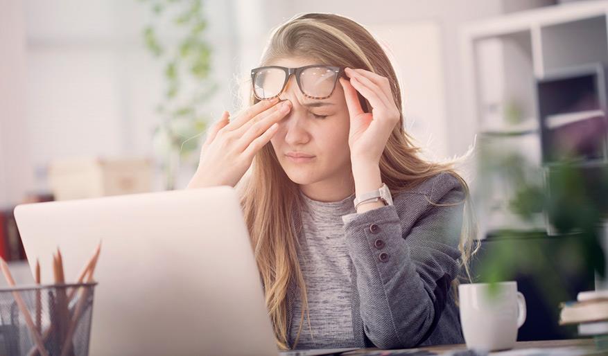 جراحة العيون بالليزر.. ما يجب أن تعرفيه قبل اتخاذ القرار
