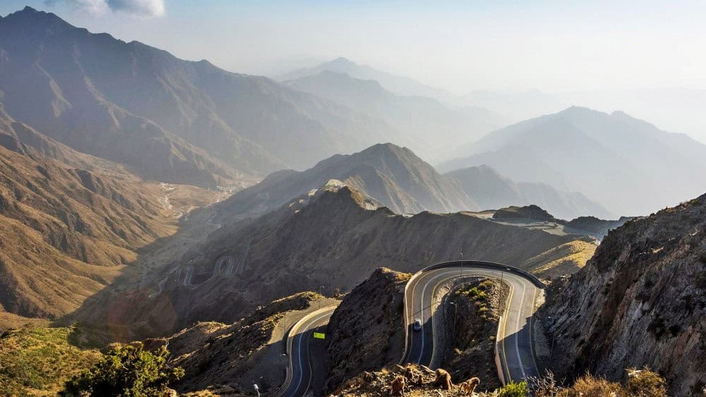 جبال السودة: سحر الطبيعة وروح المكان