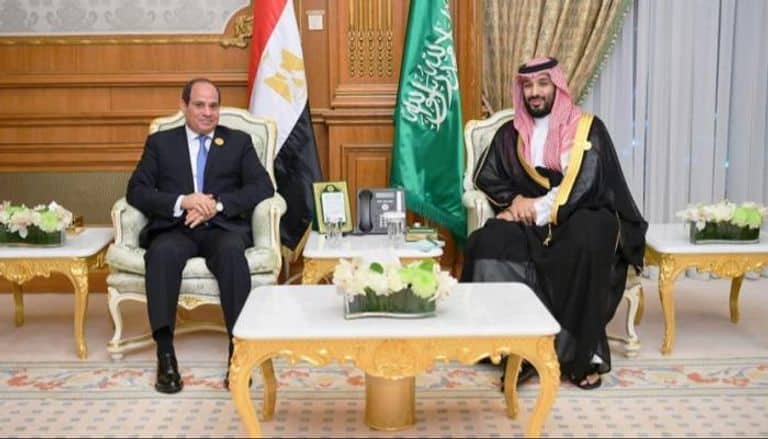 السيسي في السعودية.. زيارة مفصلية لتنسيق المواقف ومواجهة تحديات المنطقة