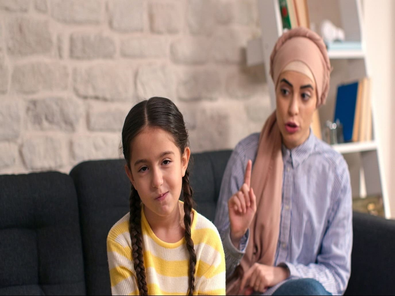 خاص |سلوكيات الأطفال السلبية وكيفية تغييرها ..نصائح يقدمها استشاري نفسي