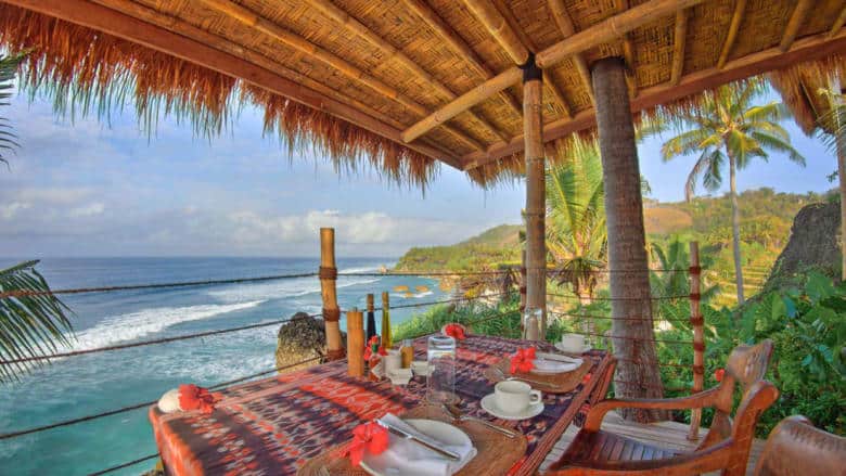 الرفاهية الزائدة.. طريق المجتمعات إلى الانهيار الداخلي