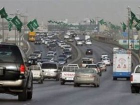 سلامة على الطريق: كيف تواجه المملكة العربية السعودية حوادث الطرق؟