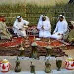 العولمة.. موجة عاتية أم فرصة ثمينة للحفاظ على الهوية العربية؟
