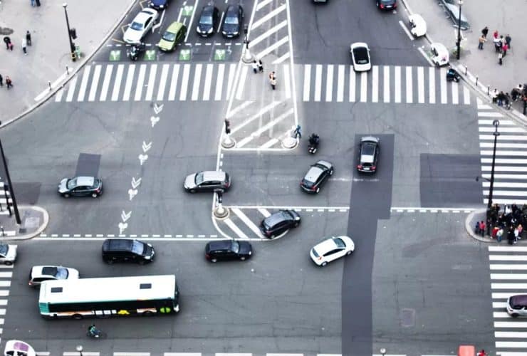 كيفية فهم سيكولوجية حركة المرور و سلوك السائق لتحقيق طرق أكثر أمانًا
