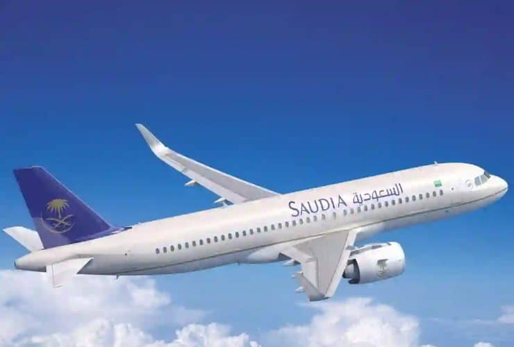 رحلتك مع الخطوط السعودية.. تجربة فاخرة تبدأ من لحظة الحجز