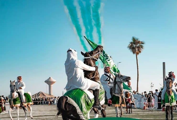 كيفية إحياء الرقصات الشعبية في اليوم الوطني السعودي 95