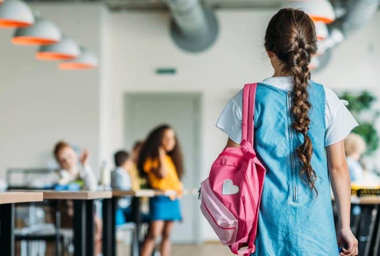 قلق العودة إلى المدرسة.. كيف نحوله إلى فرصة للنمو؟