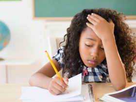 الفرق بين الطالب المجتهد والطالب المتفوق