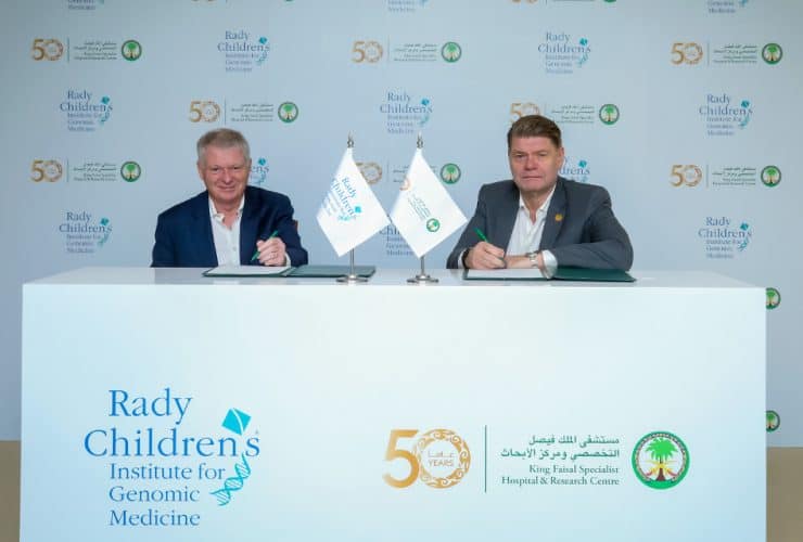 شراكة سعودية - أمريكية للكشف عن الأمراض الوراثية لحديثي الولادة بـ"التخصصي"