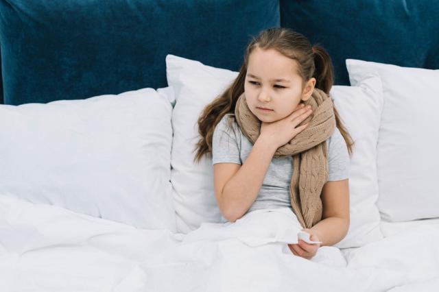 كيفية التخفيف من الكحة (السعال) الليلية عند الأطفال
