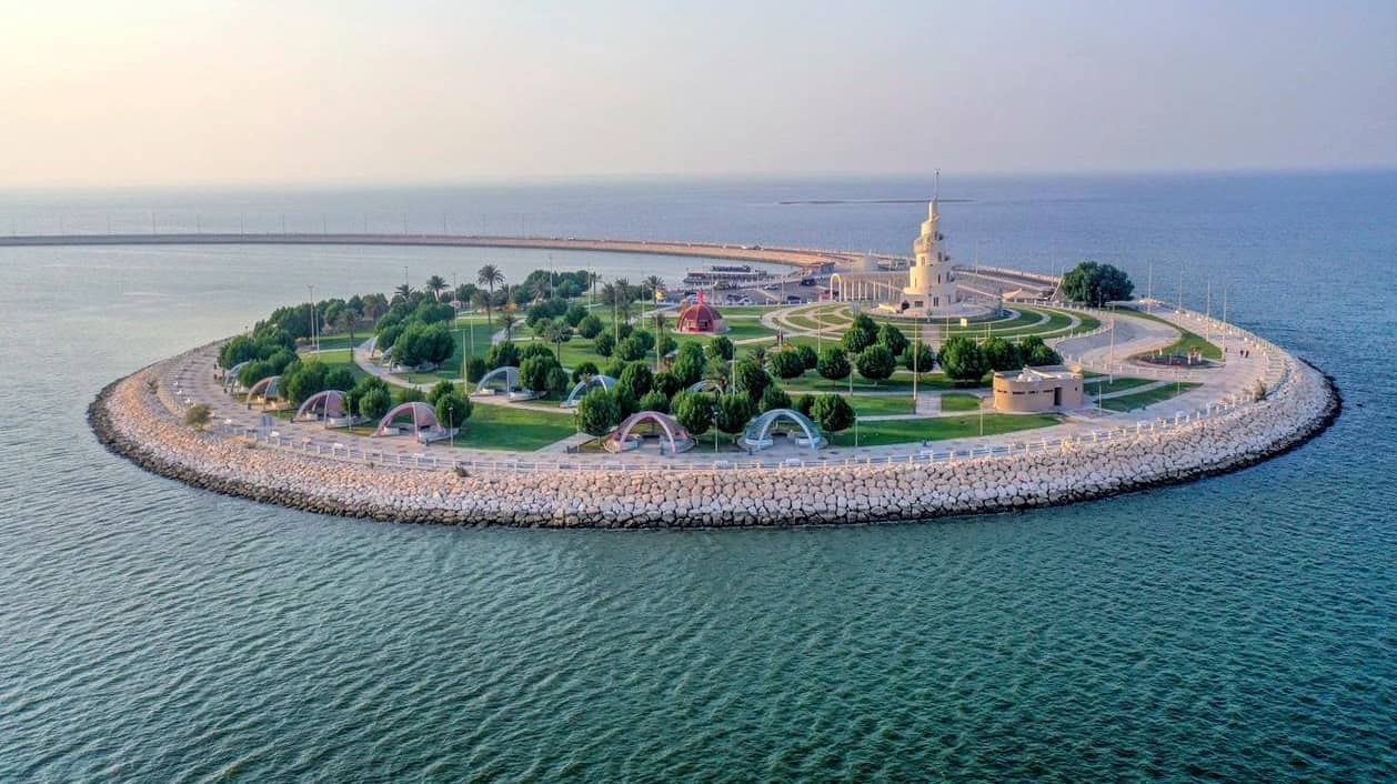 جزيرة المرجان بالدمام: درة الخليج الشرقي ومنتجع العائلات الساحر