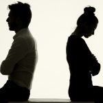 10 مفاتيح تنهي الحياة الزوجية..انتبهي لها