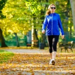 «المشي» نشاط بسيط ينعش العقل ويعزز الصحة النفسية