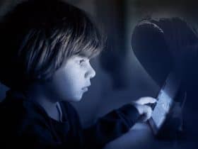 تأثر سلوك الأطفال بمقاطع "تيك توك"..دراسة تحذر من ذلك