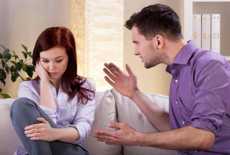 بين الشك والاحتواء.. خارطة طريق للتعامل الذكي مع الزوج الشكاك